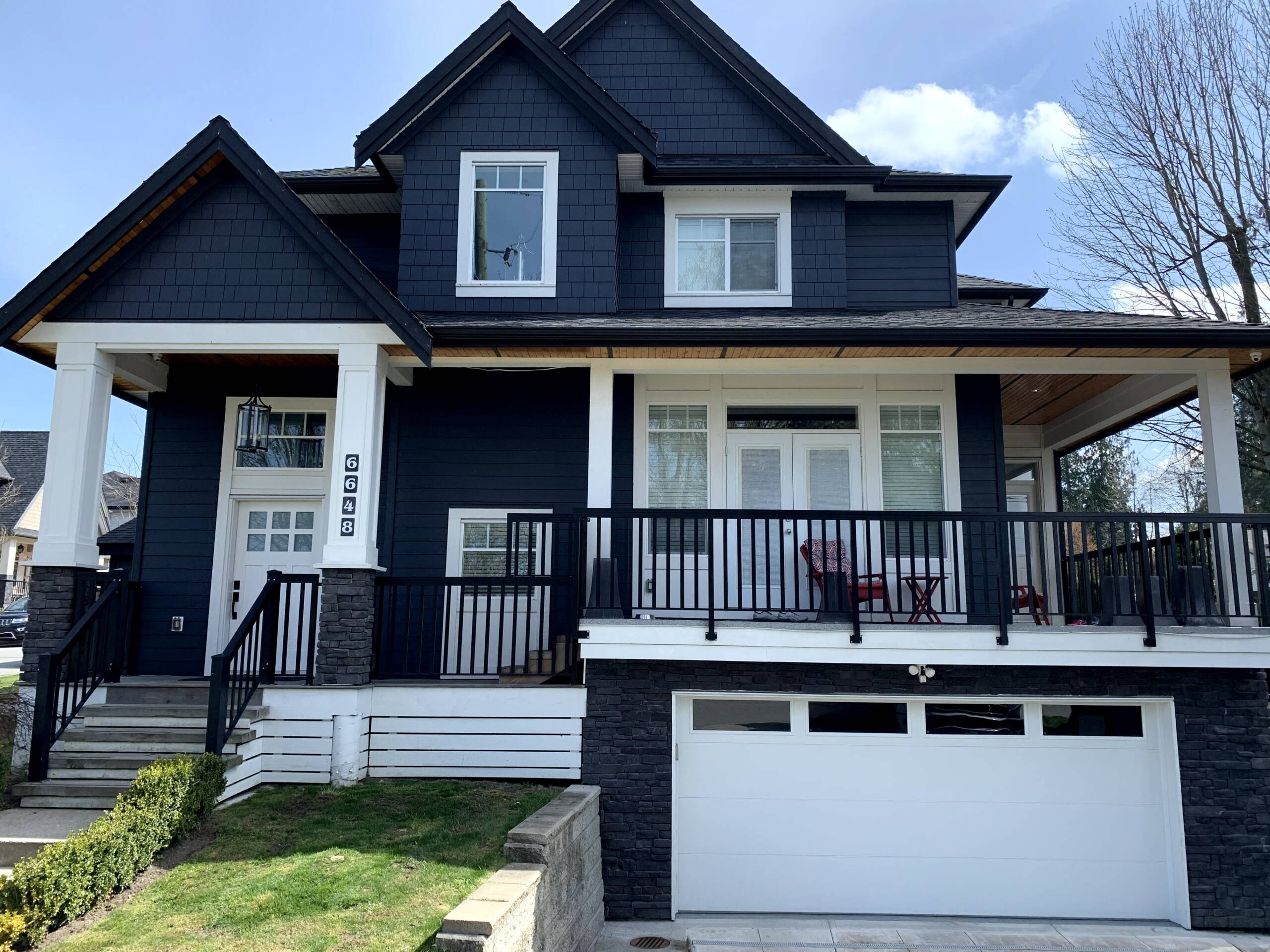 Custom Home 6648